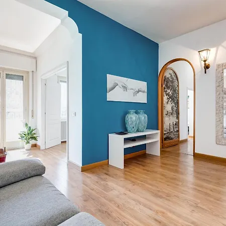 Chigi's Terrace Apartment Rome